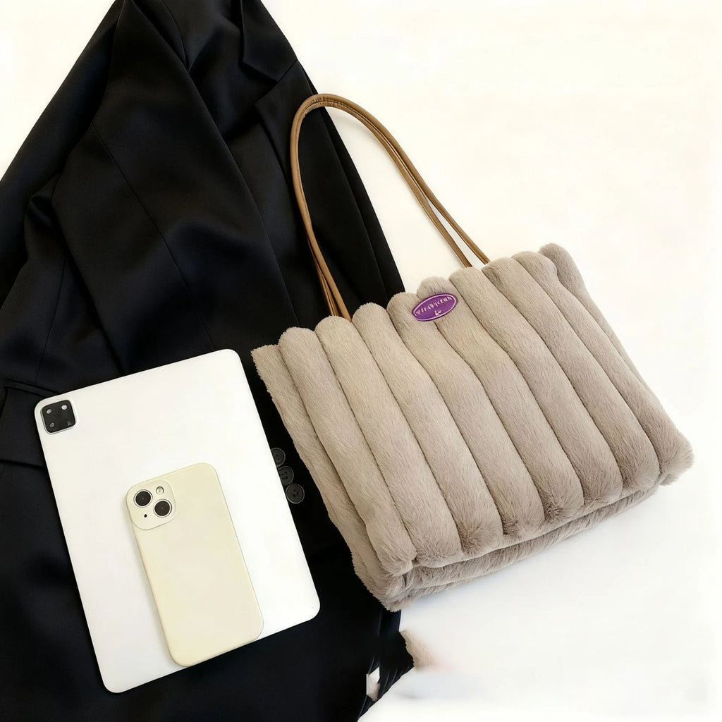 👜 Sac à Main en Peluche – Élégant, Tendance & Grande Capacité